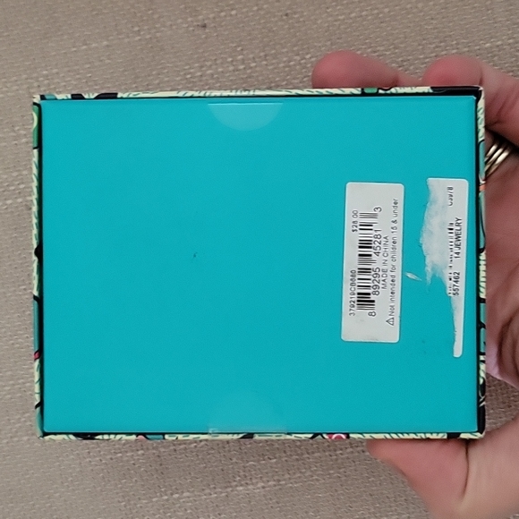 NIB Lily Bloom Libra Costume Jewelry Set Necklace and Earrings - Picture 4 of 4